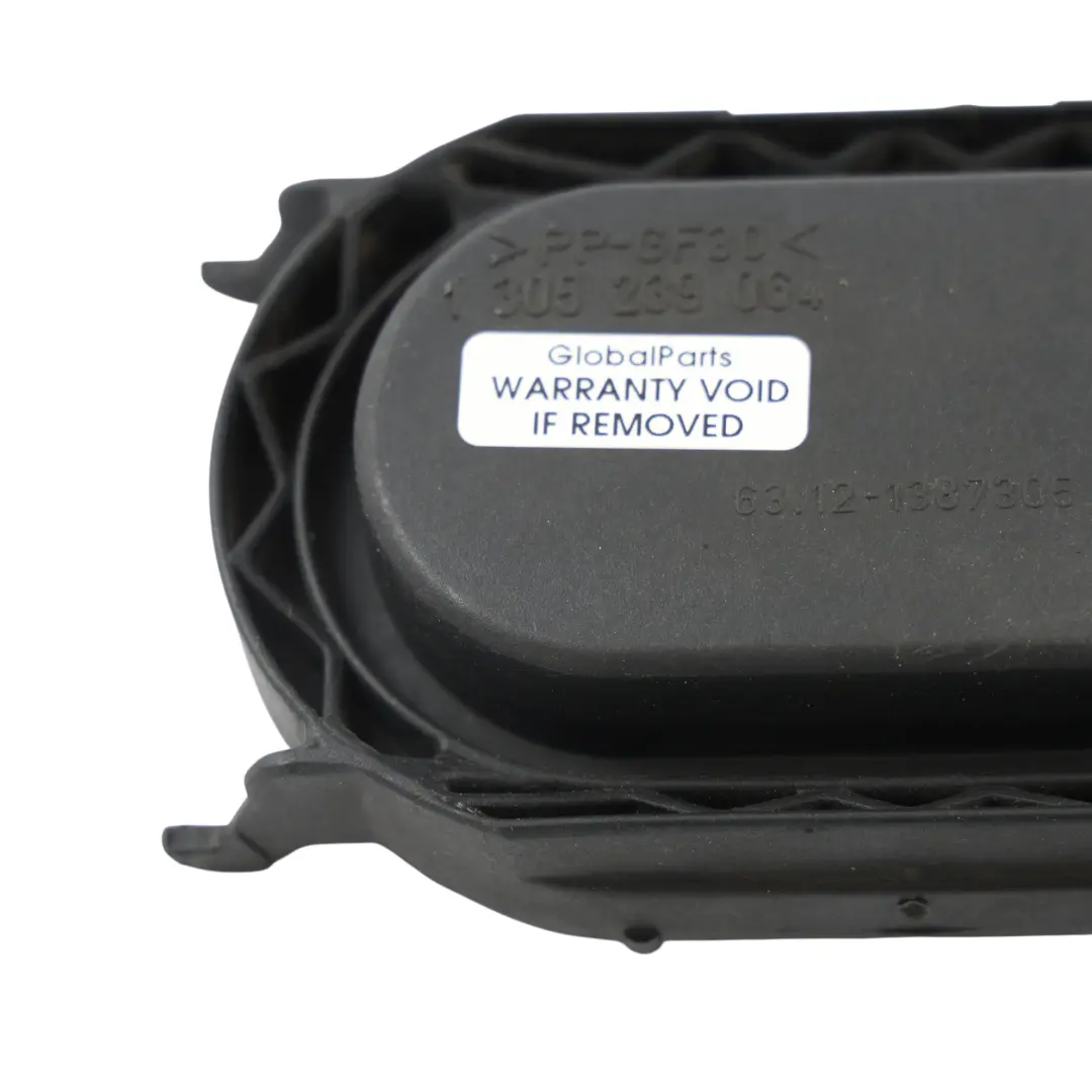 Range Rover L322 Pannello Copertura Lampadina Fanale Posteriore - SKU XBV000050 - Numero di parte XBV000050