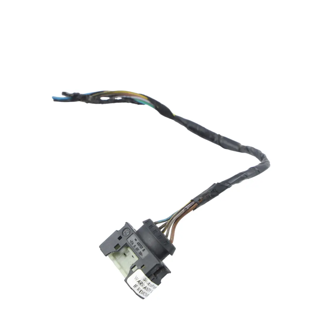 Tail Light Lamp Plug Wiring Cable Right O/S to Range Rover L322 Rear with Part number XFB000257 Range Rover L322 Rear Tail Light Lamp Plug Wiring Cable Right O/S - SKU XFB000257-2 - Part number XFB000257