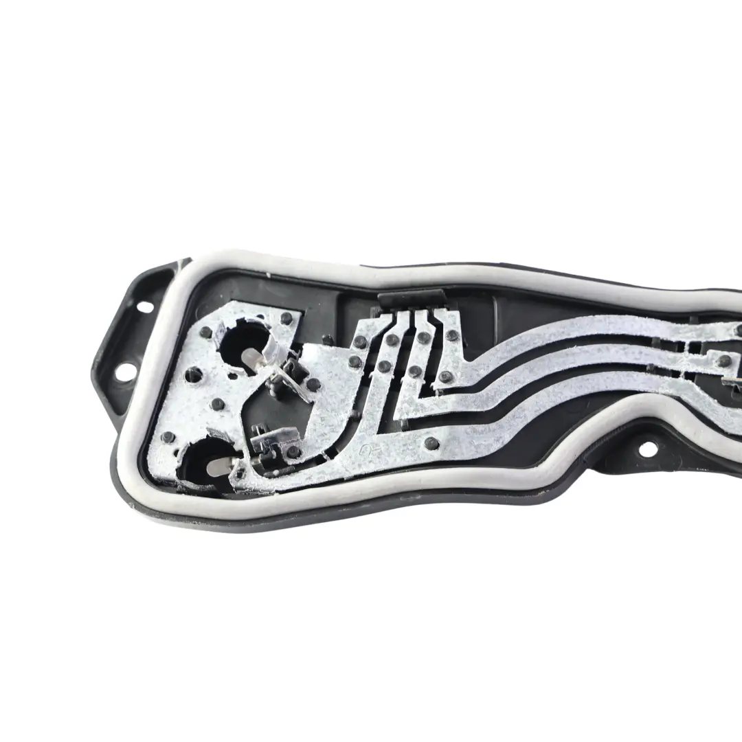 Portabombillas Luz Trasera Derecho para Land Rover Discovery L318 con número de pieza XFM100320 Land Rover Discovery L318 Portabombillas Luz Trasera Derecho - SKU XFM100320 - Número de pieza XFM100320