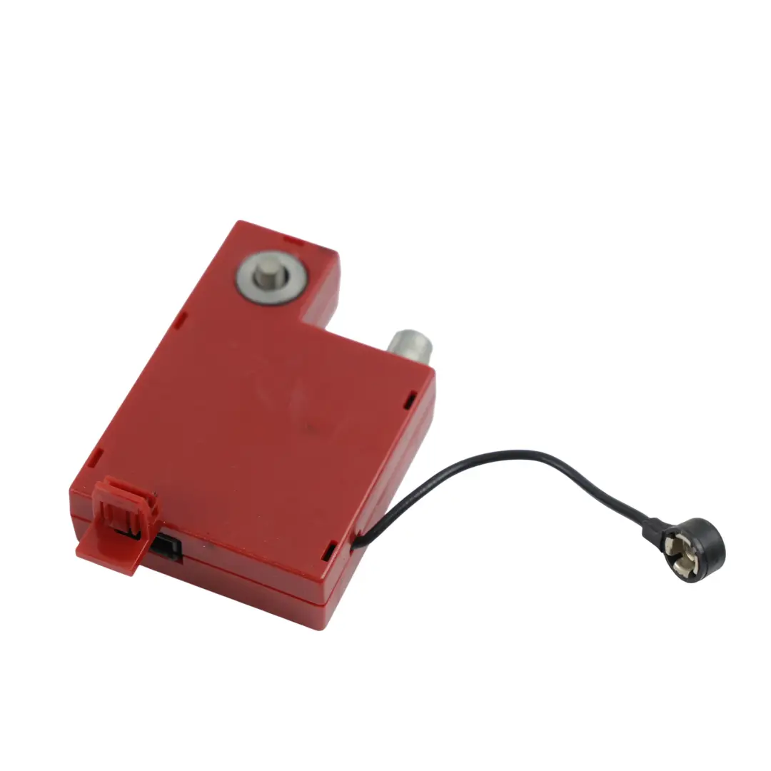 GPS Aerial Antenna Amplifier Module Unit to Land Rover Discovery 3 L319 with Part number XU1000130E Land Rover Discovery 3 L319 GPS Aerial Antenna Amplifier Module Unit - SKU XUI000130E - Part number XU1000130E