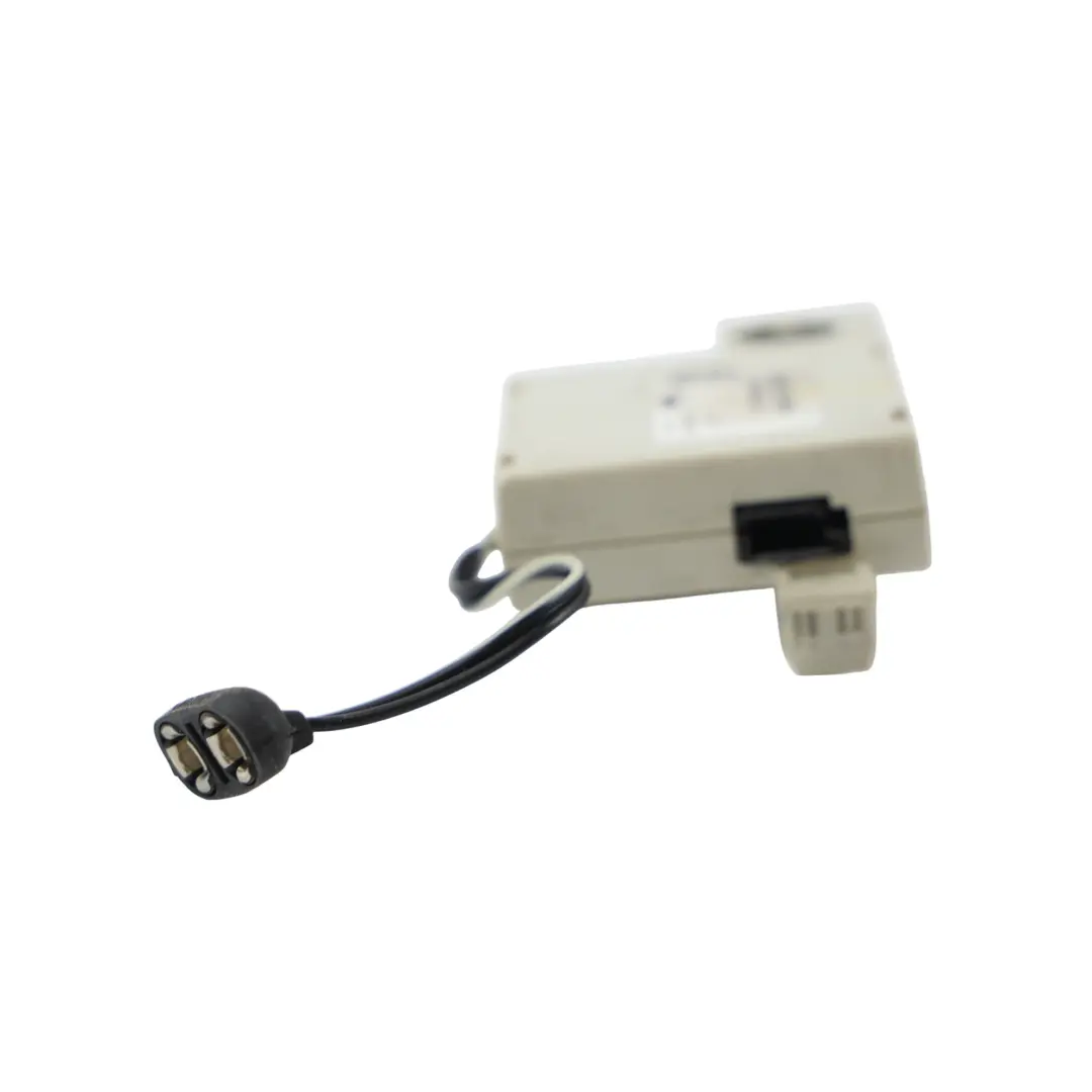 Land Rover Discovery 3 Module Amplificateur Antenne ECU - SKU XUC000072A - Numéro de pièce XUC000072A