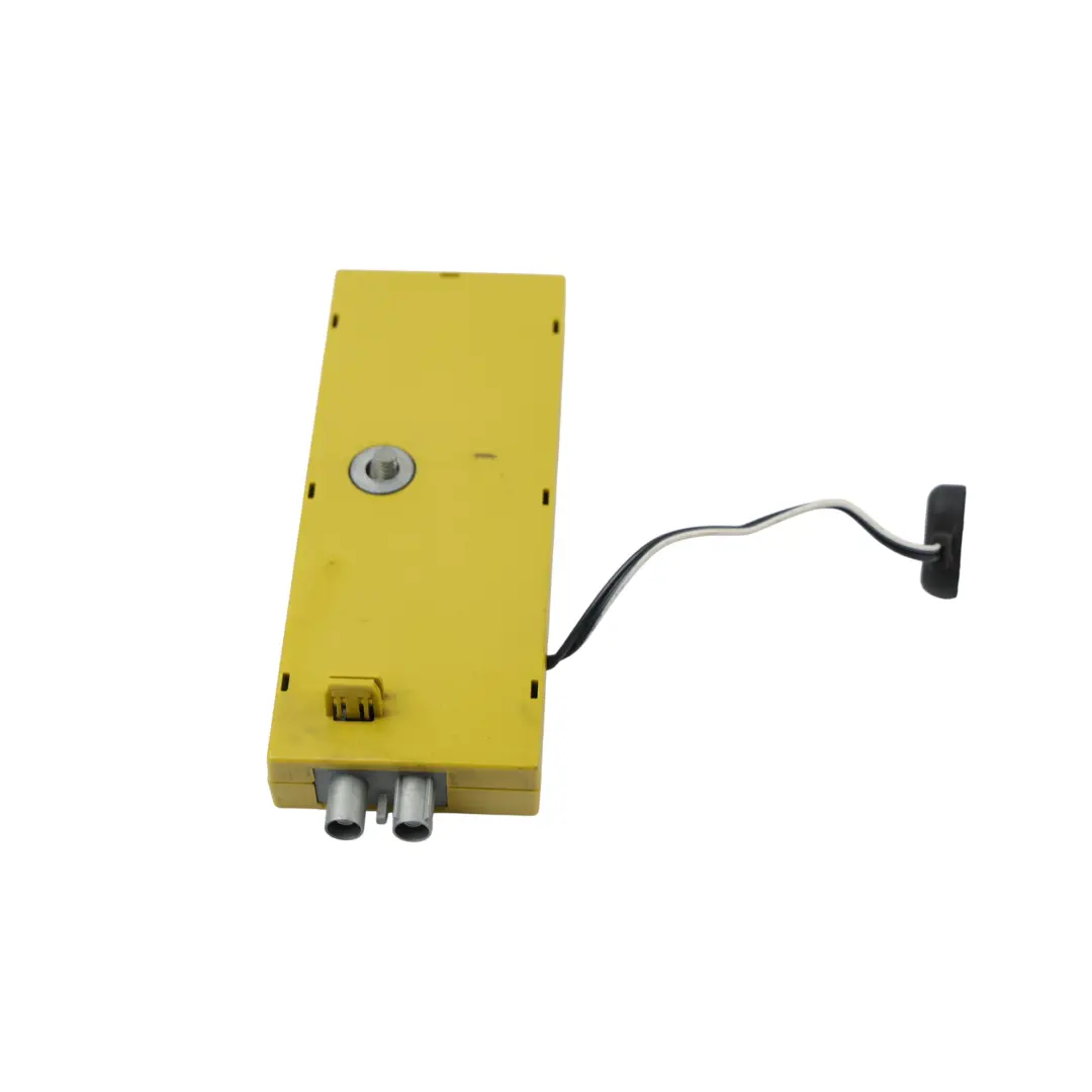 Modulo Amplificatore Antenna ECU per Land Rover Discovery 3 L319 con numero di parte XUC000262A Land Rover Discovery 3 L319 Modulo Amplificatore Antenna ECU - SKU XUC000262A - Numero di parte XUC000262A