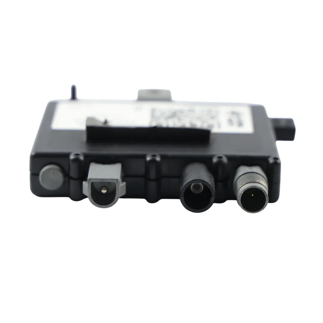 Range Rover L322 Radio Aerial Antenna Amplifier Module Unit - SKU XUO000010 - Part number XUO000010