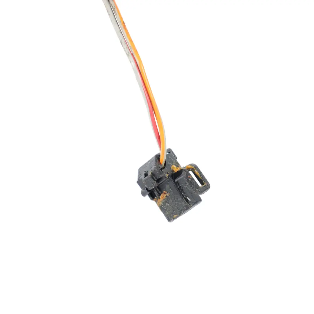 Cablaggio Porta Posteriore Destro per Land Rover Discovery 2 L318 con numero di parte YMM000380 Land Rover Discovery 2 L318 Cablaggio Porta Posteriore Destro - SKU YMM000380 - Numero di parte YMM000380