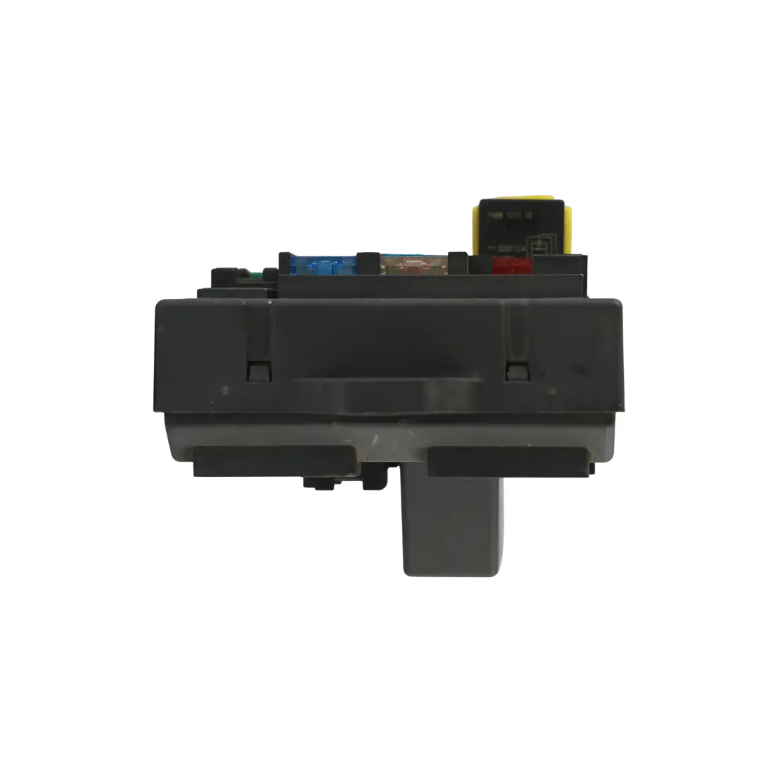 Land Rover Discovery 2 Caja Fusibles Interior Principal Cableado - SKU YQE000250 - Número de pieza YQE000250