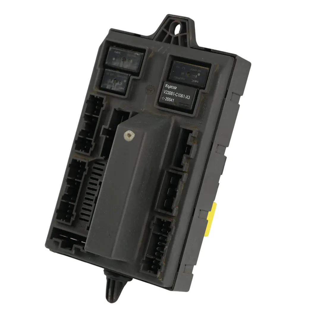 Land Rover Discovery 2 Main Interior Fusebox Fuse Box Wiring - SKU YQE000250 - Part number YQE000250