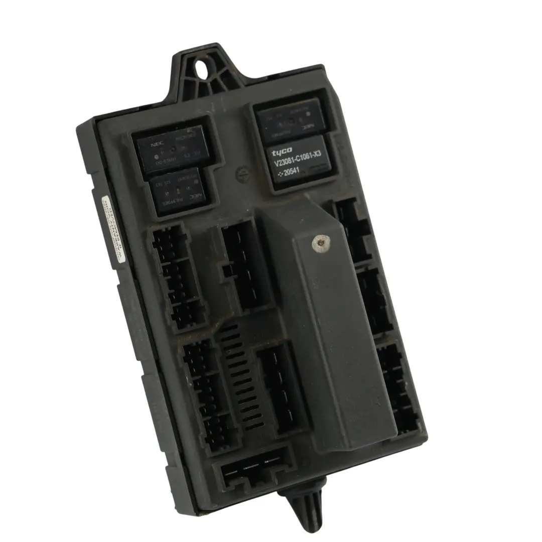 Caja Fusibles Interior Principal Cableado para Land Rover Discovery 2 con número de pieza YQE000250 Land Rover Discovery 2 Caja Fusibles Interior Principal Cableado - SKU YQE000250 - Número de pieza YQE000250