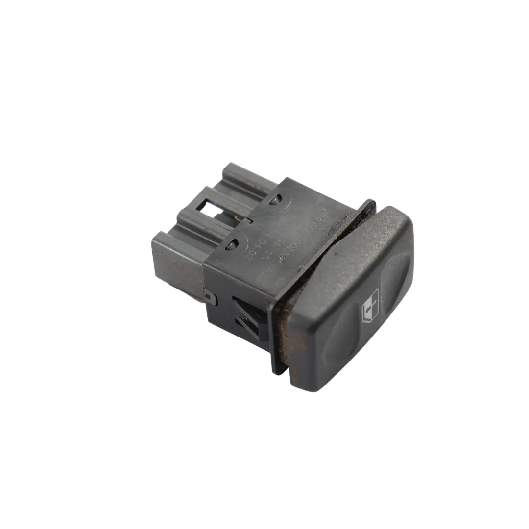 Interruttore Finestra Porta per Land Rover Discovery 2 L318 con numero di parte YUF0002001LNF Land Rover Discovery 2 L318 Interruttore Finestra Porta - SKU YUF0002001LNF - Numero di parte YUF0002001LNF