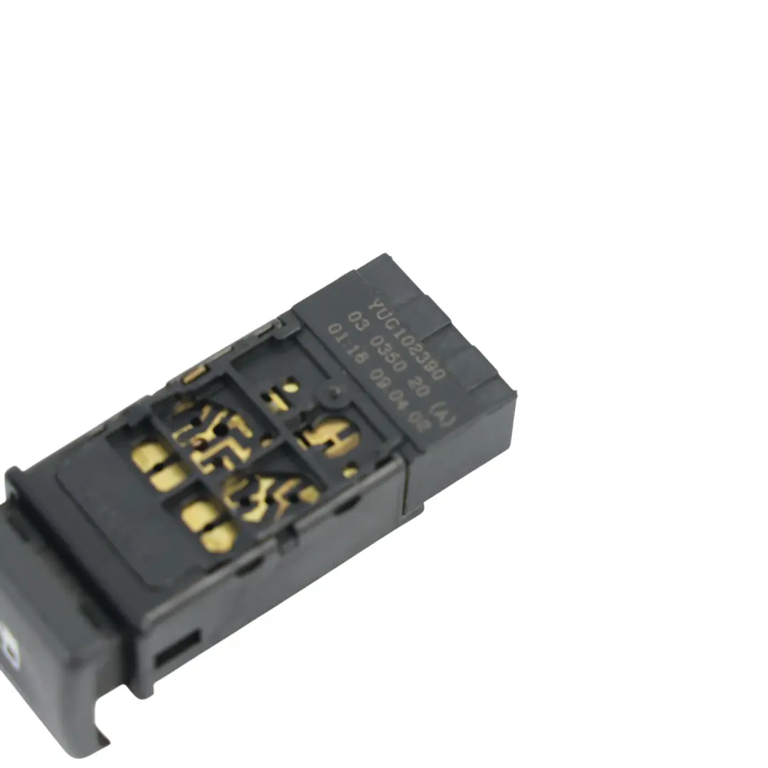 Land Rover Discovery 2 Interruptor Botón Liberación Tapa Combustible - SKU YUG102390 - Número de pieza YUG102390