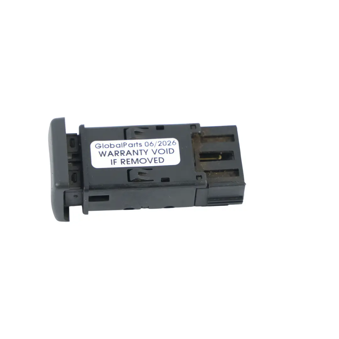 Interruptor Botón Liberación Tapa Combustible para Land Rover Discovery 2 con número de pieza YUG102390 Land Rover Discovery 2 Interruptor Botón Liberación Tapa Combustible - SKU YUG102390 - Número de pieza YUG102390