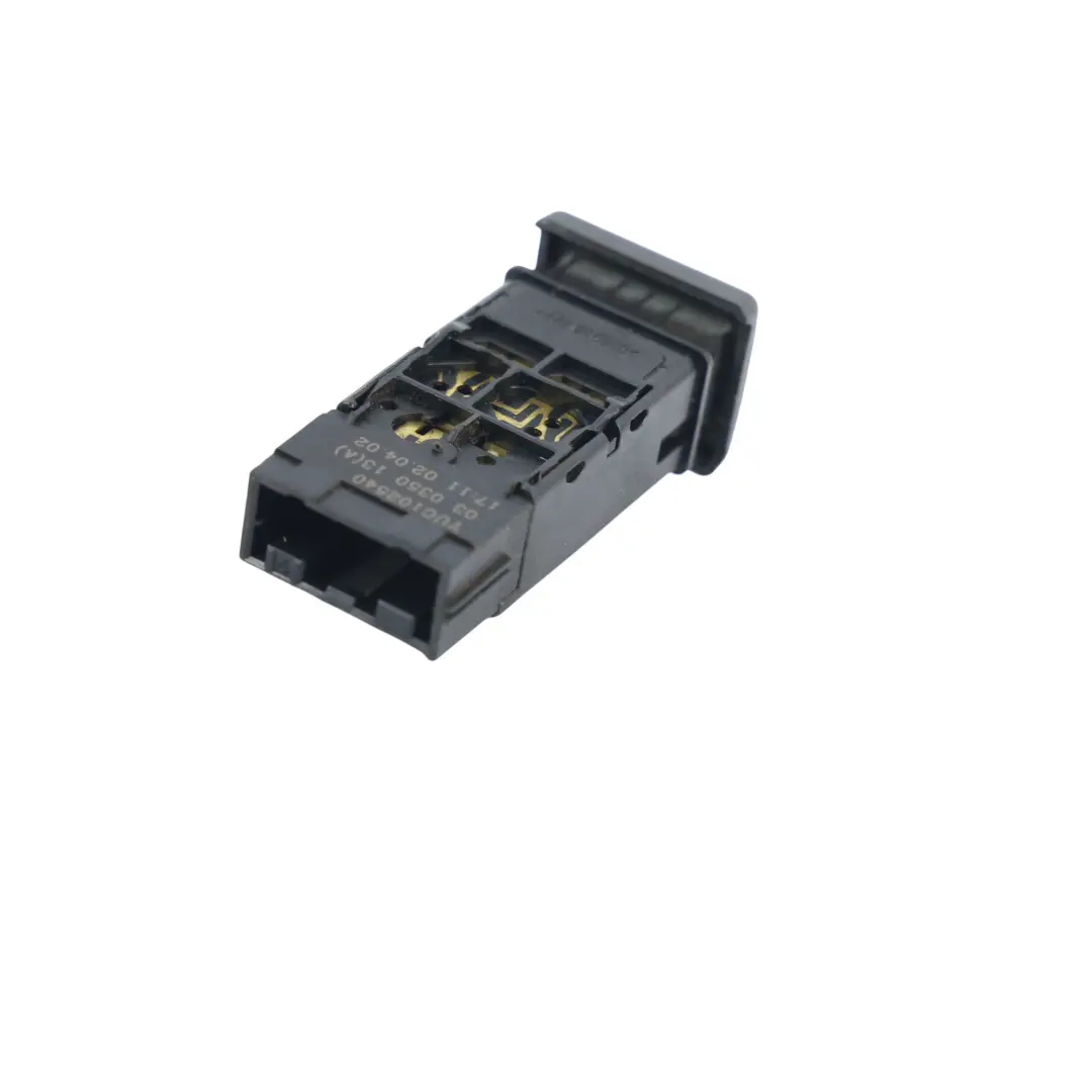 Land Rover Discovery 2 L318 Interruptor Botón Luneta Térmica Trasera - SKU YUG102540 - Número de pieza YUG102540