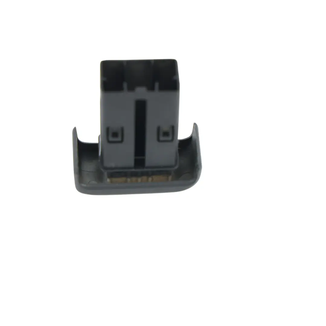 Cruise Control Switch Button to Land Rover Discovery 2 L318 with Part number YUH100370 Land Rover Discovery 2 L318 Cruise Control Switch Button - SKU YUH100370 - Part number YUH100370