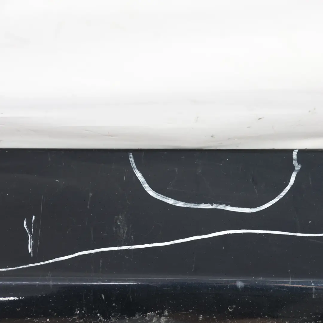 Listwa Progowa Boczna Prawa Carbonschwarz Metallic 416 do BMW E90 E91 o numerze 32950 BMW E90 E91 Listwa Progowa Boczna Prawa Carbonschwarz Metallic 416 - SKU 0032950-CAR - Numer Części 32950