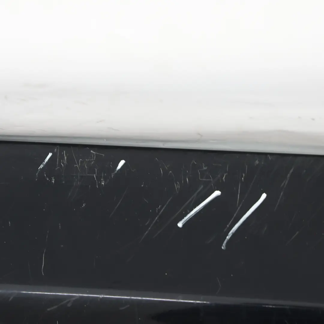Listwa Progowa Boczna Prawa Carbonschwarz Metallic 416 do BMW E90 E91 o numerze 32950 BMW E90 E91 Listwa Progowa Boczna Prawa Carbonschwarz Metallic 416 - SKU 0032950-CAR - Numer Części 32950