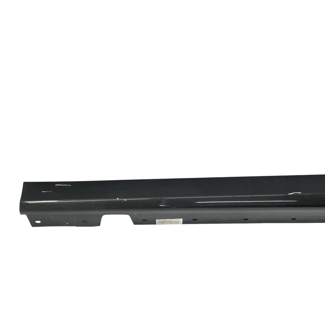 Listwa Próg Lewy Black Sapphire M-Pakiet do BMW E90 o numerze 0033441 BMW E90 Listwa Próg Lewy Black Sapphire M-Pakiet - SKU 0033441-BS3 - Numer Części 0033441