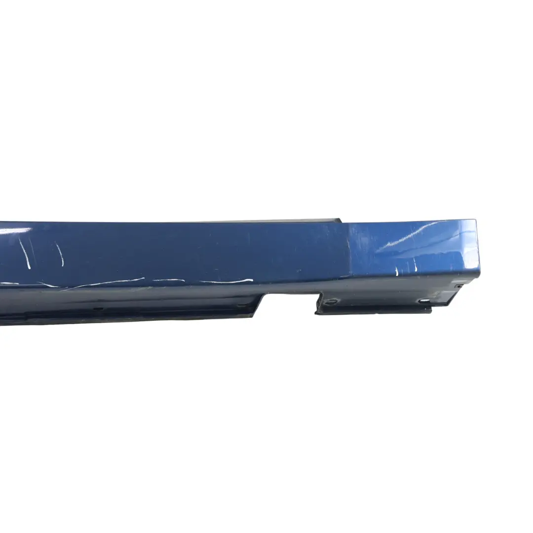 Listwa Progowa Drzwi Prawa Mysticblau Niebieski Metalik - A07 do BMW E60 E61 o numerze 150278 BMW E60 E61 Listwa Progowa Drzwi Prawa Mysticblau Niebieski Metalik - A07 - SKU 0150278-MYS - Numer Części 150278