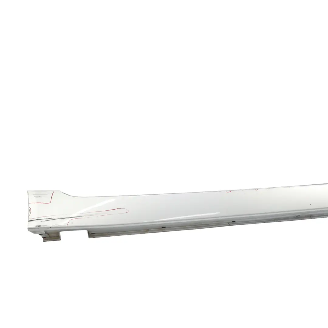 Nakładka listwa próg prawy titansilber do BMW E60 E61 o numerze 0150278 BMW E60 E61 Nakładka listwa próg prawy titansilber - SKU 0150278-TS5 - Numer Części 0150278