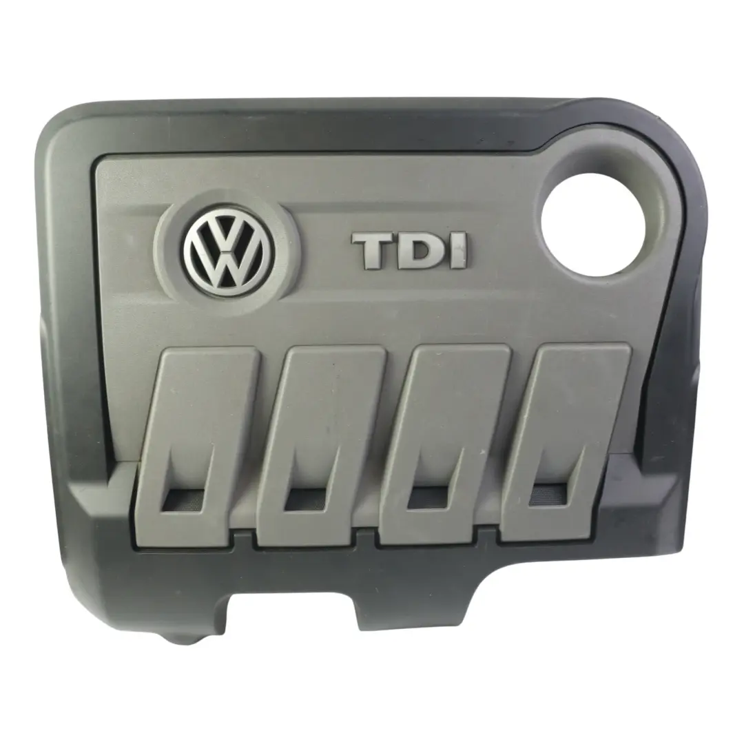 Top Covering Panel to Engine Cover Volkswagen VW Sharan Diesel 2.0 TDI with Part number 03L103925R Engine Cover Volkswagen VW Sharan Diesel 2.0 TDI Top Covering Panel - SKU 03L103925R - Part number 03L103925R