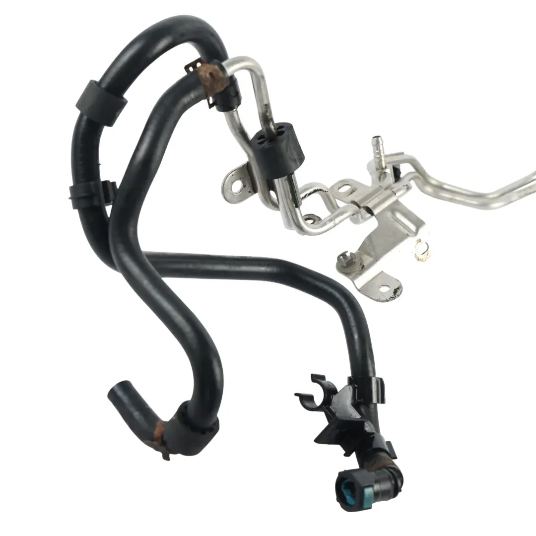 Tuyau Conduite Carburant 2.0 TDI CAAB pour Volkswagen Transporter T5 à propos du numéro de pièce 03L130308C Volkswagen Transporter T5 Tuyau Conduite Carburant 2.0 TDI CAAB - SKU 03L130308C - Numéro de pièce 03L130308C