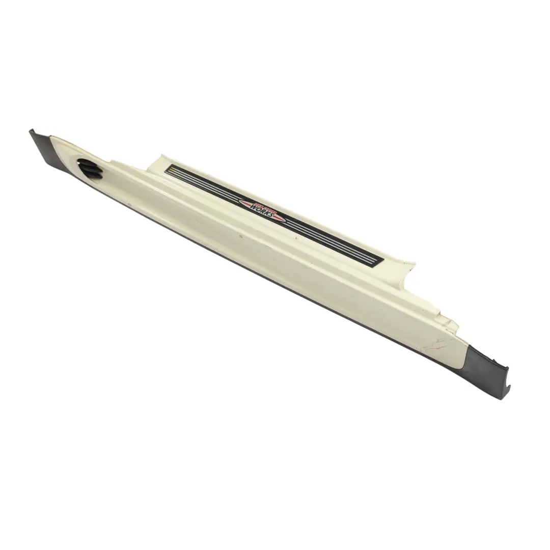 Bas de Caisse JCW Droit Seuil Garniture Pepper Blanc 850 pour Mini R56 R57 à propos du numéro de pièce 0404114 Mini R56 R57 Bas de Caisse JCW Droit Seuil Garniture Pepper Blanc 850 - SKU 0404114-PW1 - Numéro de pièce 0404114