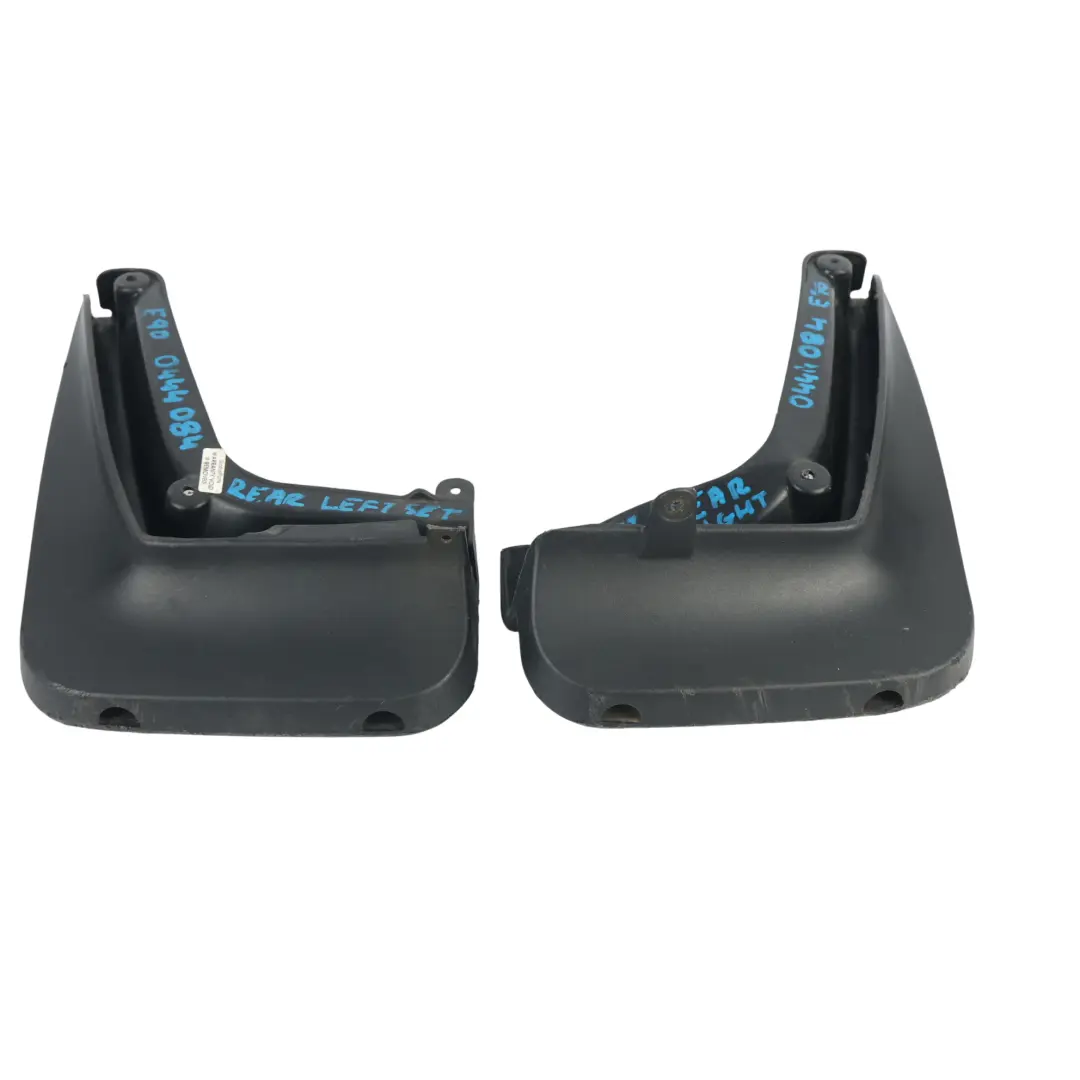 BMW E90 LCI Paraspruzzi Posteriore Sinistro Destro SET - SKU 0444084-1 - Numero di parte 0444084