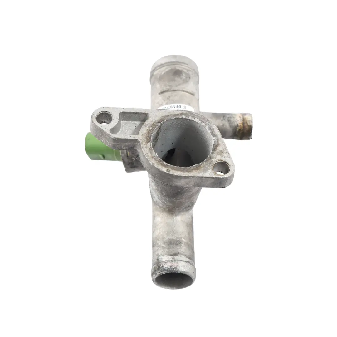 Audi TT Mk1 Flangia Liquido Refrigerante Motore 1.8T Benzina - SKU 06A121133J - Numero di parte 06A121133J