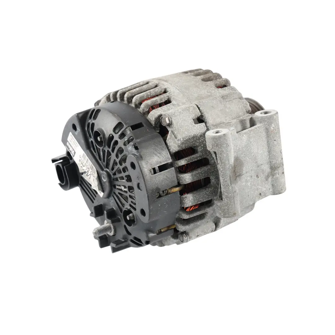 8H A6 S6 4B Alternator 14V 150A 2.0 Benzyna BWE do Audi A4 S4 o numerze 06D903016 Audi A4 S4 8H A6 S6 4B Alternator 14V 150A 2.0 Benzyna BWE - SKU 06D903016 - Numer Części 06D903016