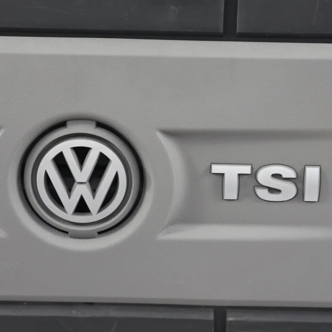 Volkswagen Golf Mk7 Tapa Superior Motor Panel 2.0 TFSI - SKU 06F133835K - Número de pieza 06F133835K