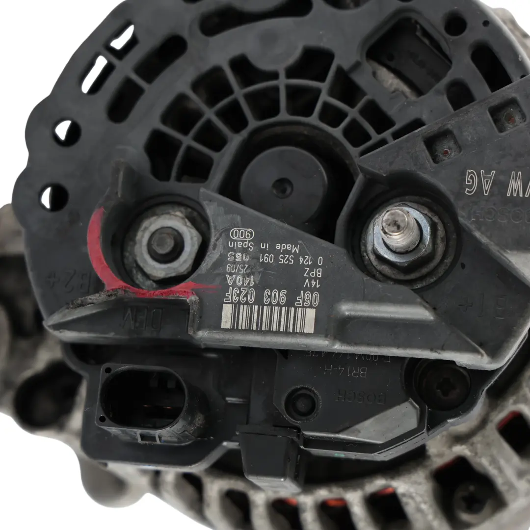 Alternateur Générateur Moteurs pour VW Golf 5 Audi A3 8P 1.9 2.0 TDI à propos du numéro de pièce 06F903023F VW Golf 5 Audi A3 8P 1.9 2.0 TDI Alternateur Générateur Moteurs - SKU 06F903023F-1 - Numéro de pièce 06F903023F