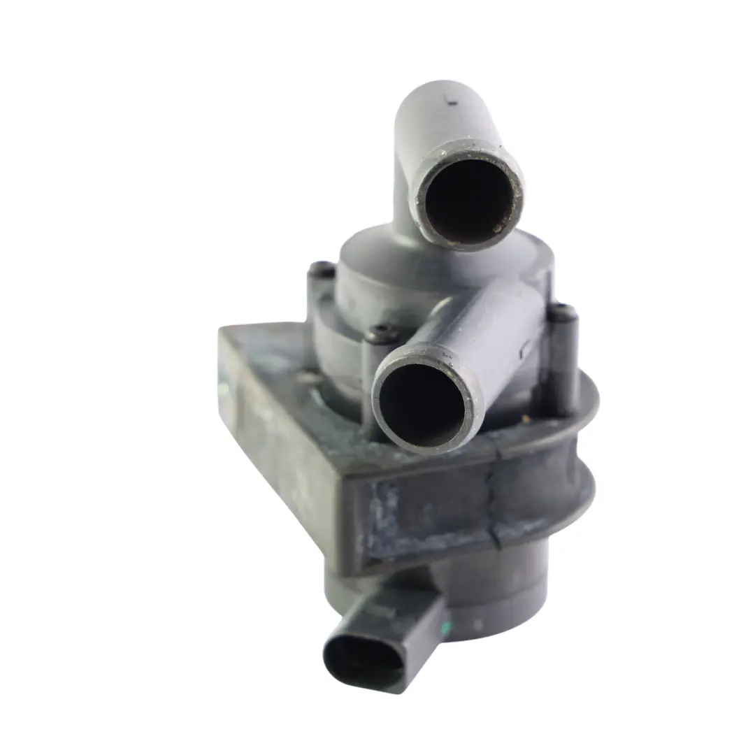 Audi RS Q3 8U Engine Auxiliary Water Coolant Pump 2.5 TFSI - SKU 07K965561B-1 - Part number 07K965561B