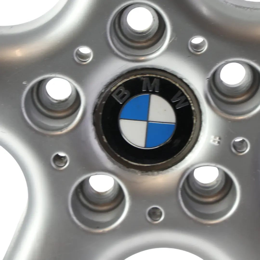 Silber Alu Felge 18" 8J ET:20 5x120 5-Speichen für BMW E38 mit Teilenummer 1096223 BMW E38 Silber Alu Felge 18" 8J ET:20 5x120 5-Speichen - SKU 1096223-1 - Teilenummer 1096223