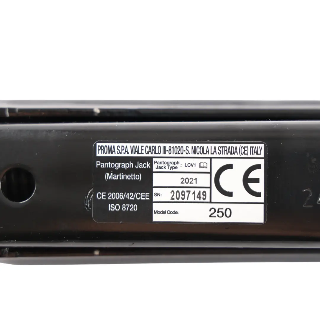 Mk3 Tool Storage Box Car Jack Kit to Citroën Relay Peugeot Boxer with Part number 1365078080 Citroën Relay Peugeot Boxer Mk3 Tool Storage Box Car Jack Kit - SKU 1365078080 - Part number 1365078080