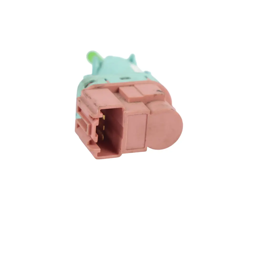 Włącznik Świateł Stop do Citroën Relay Fiat Ducato Peugeot Boxer o numerze 1398492080 Citroën Relay Fiat Ducato Peugeot Boxer Włącznik Świateł Stop - SKU 1398492080 - Numer Części 1398492080
