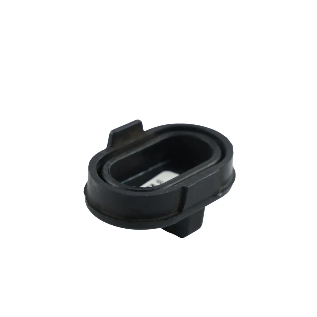 MK3 Tapa Protección Polvo Faro Delantero 4VFX-13K046-B para Ford Focus con número de pieza 13K046B Ford Focus MK3 Tapa Protección Polvo Faro Delantero 4VFX-13K046-B - SKU 13K046B - Número de pieza 13K046B