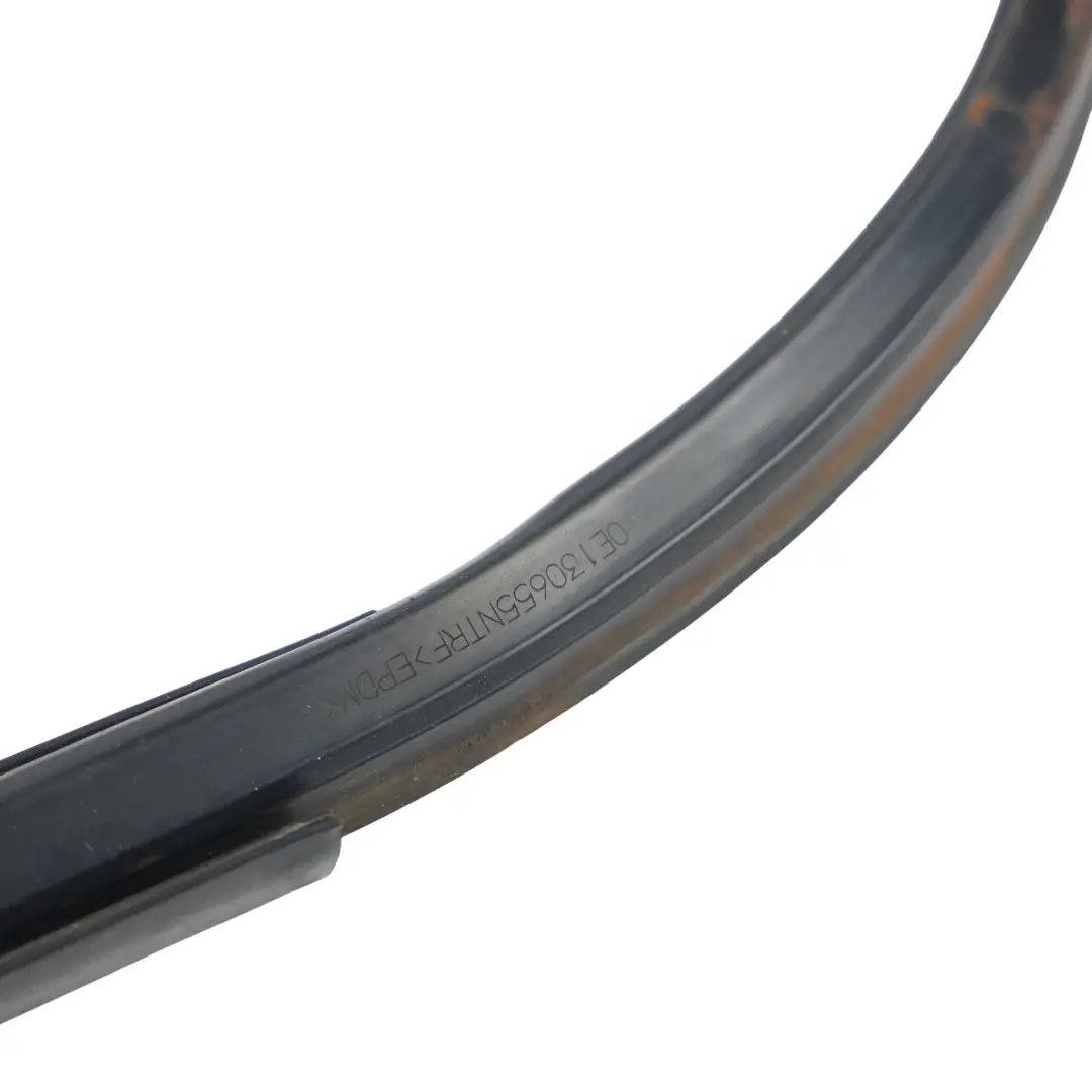 Ford Ranger MK4 Guarnizione Canale Vetro Porta Anteriore Sinistra - SKU 1452755 - Numero di parte 1452755