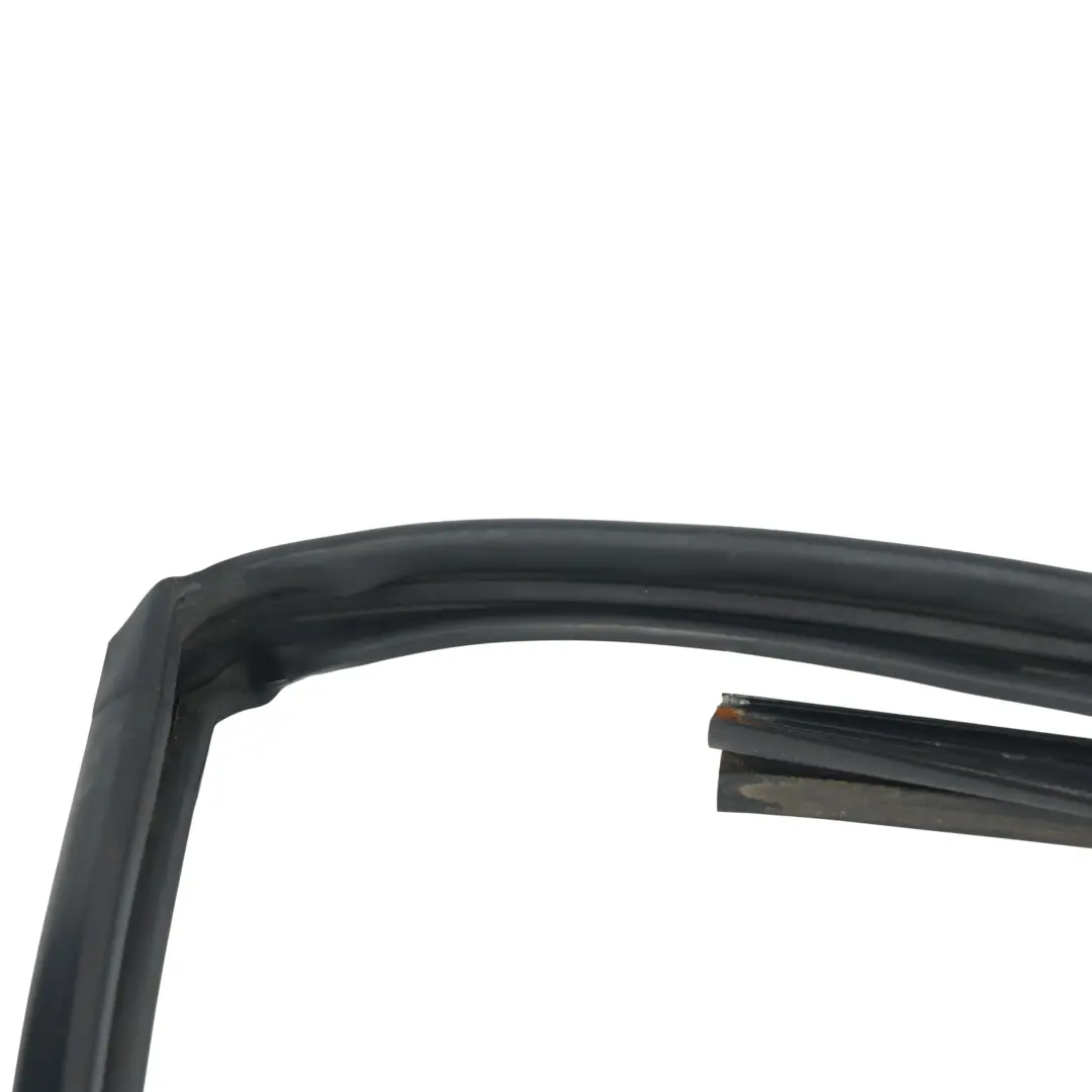Ford Ranger MK4 Guarnizione Canale Vetro Porta Anteriore Sinistra - SKU 1452755 - Numero di parte 1452755
