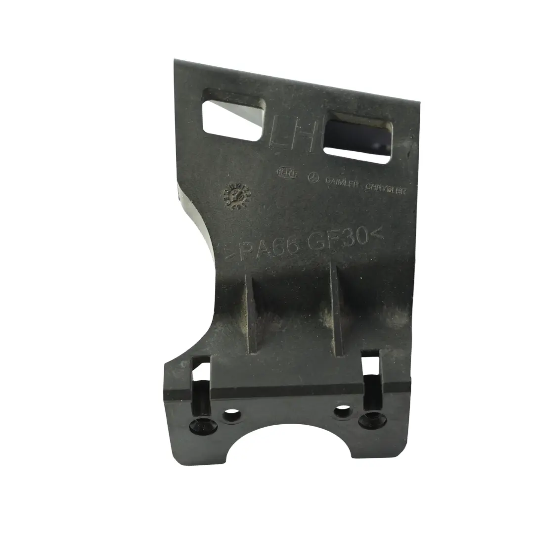 Support Fixation Porte Buse Lave Phare Gauche A1648600747 pour Mercedes X164 à propos du numéro de pièce 159900 Mercedes X164 Support Fixation Porte Buse Lave Phare Gauche A1648600747 - SKU 159900-01 - Numéro de pièce 159900