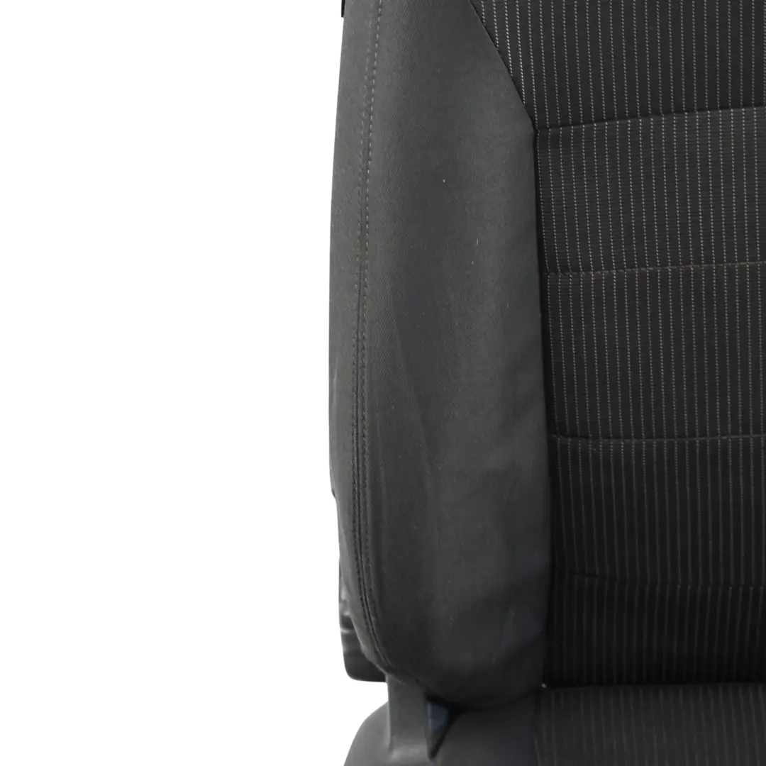 Mk3 Front Seat Electric Right O/S Cloth Fabric New York Lux Black to Ford Mondeo with Part number 1710678 Ford Mondeo Mk3 Front Seat Electric Right O/S Cloth Fabric New York Lux Black - SKU RHD-1710678 - Part number 1710678