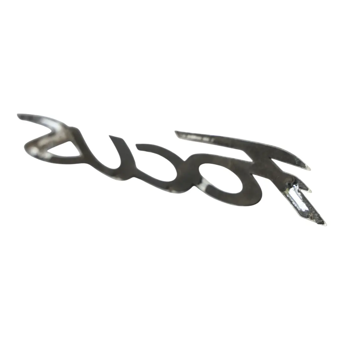 Mk3 Emblemat Tylnej Klapy Bagażnika Napis Focus do Ford Focus o numerze 1714989 Ford Focus Mk3 Emblemat Tylnej Klapy Bagażnika Napis Focus - SKU 1714989 - Numer Części 1714989