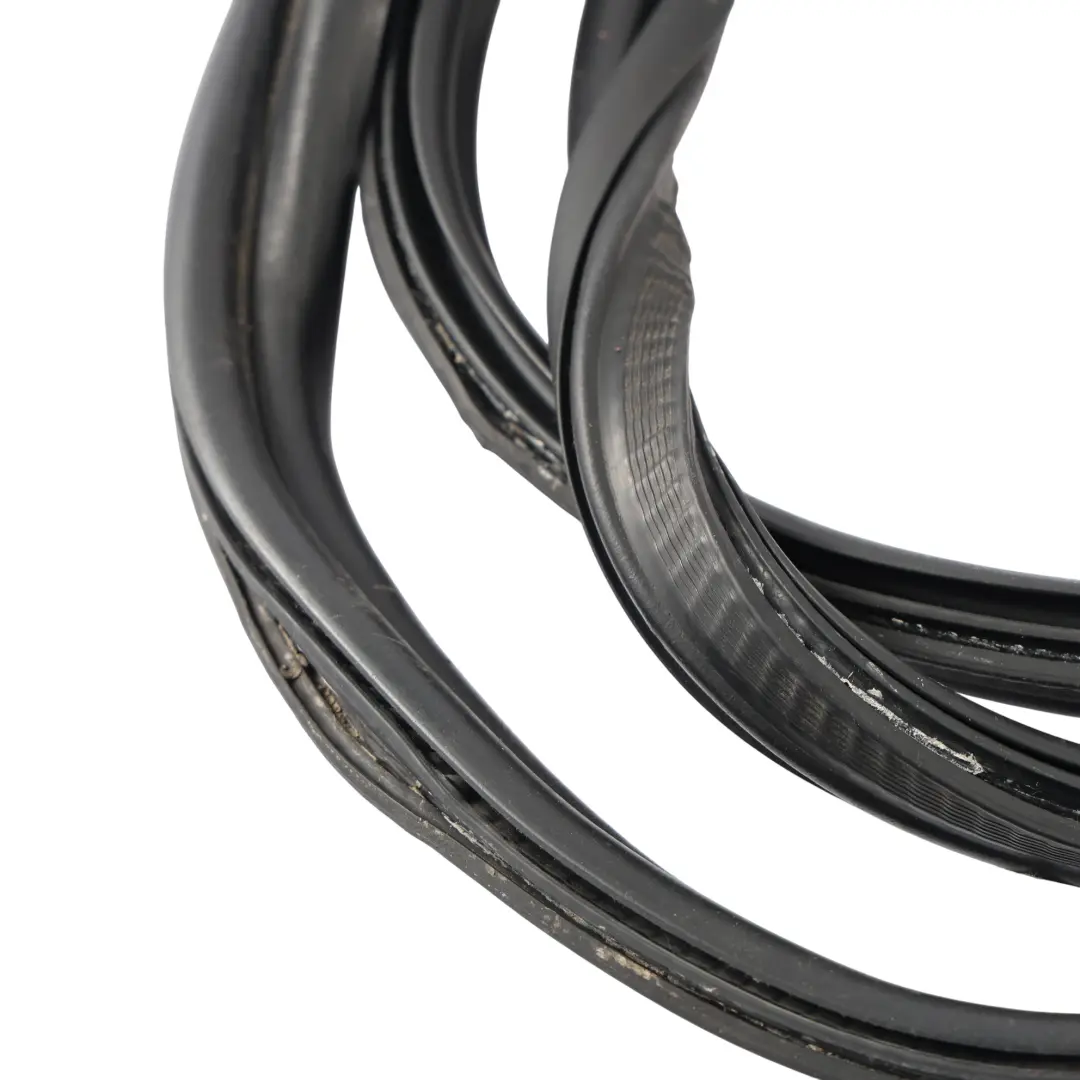 Ford Fiesta Mk7 Hatchback Boot Lid Tailgate Rubber Weatherstrip Seal - SKU 1747419 - Part number 1747419