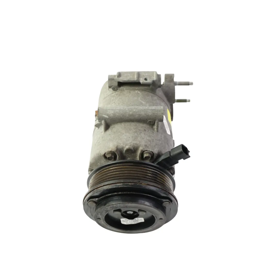 Sprężarka Klimatyzacji AV11-19D629-AB do Ford Fiesta Mk7 o numerze 1764088 Ford Fiesta Mk7 Sprężarka Klimatyzacji AV11-19D629-AB - SKU 1764088 - Numer Części 1764088