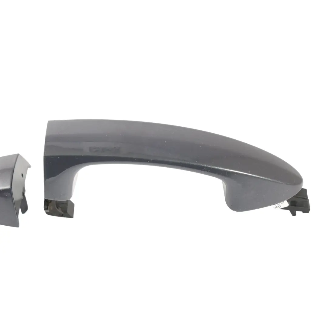 Poignée Porte Avant Passager Arrière Midnight Sky pour Ford Fiesta MK7 à propos du numéro de pièce 1788863 Ford Fiesta MK7 Poignée Porte Avant Passager Arrière Midnight Sky - SKU 1788863-MIS - Numéro de pièce 1788863