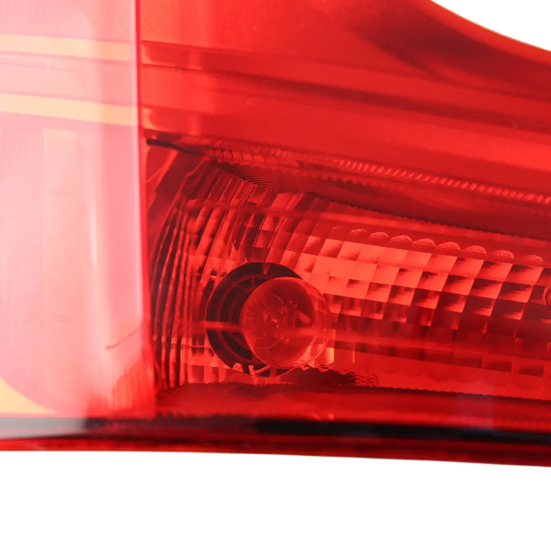 Ford Focus Mk3 Rear Tail Light Lamp Left N/S - SKU 1825321 - Part number 1825321