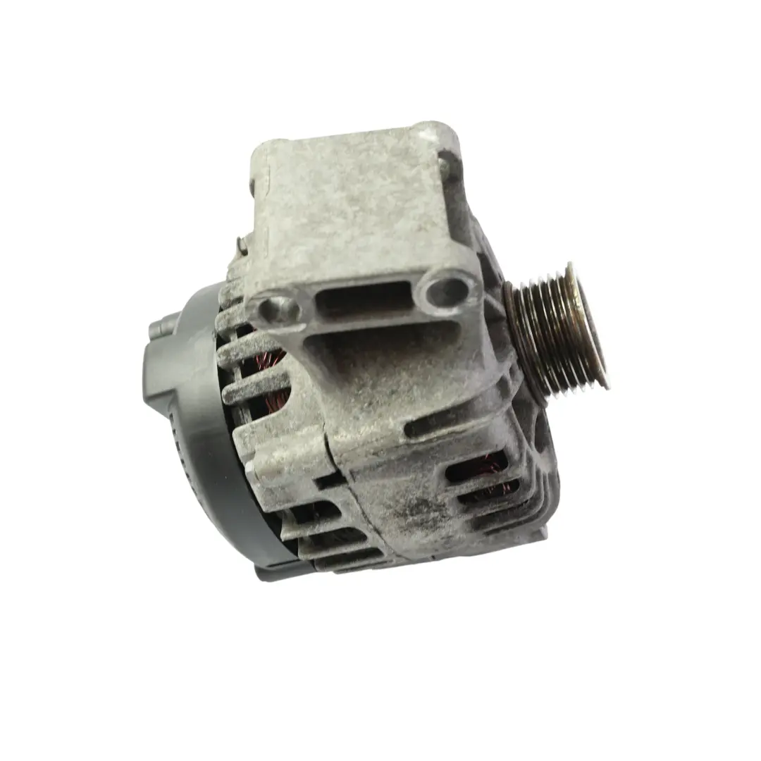 Ford Focus MK3 Fiesta MK7 Alternador Generador Valeo 120A AVN-10300-HA - SKU 1871861 - Número de pieza 1871861