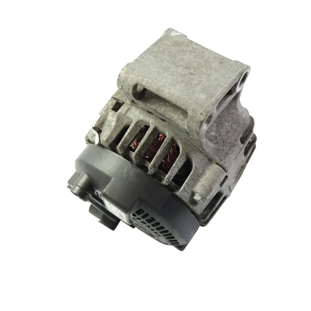 MK3 Fiesta MK7 Alternador Generador Valeo 120A AVN-10300-HA para Ford Focus con número de pieza 1871861 Ford Focus MK3 Fiesta MK7 Alternador Generador Valeo 120A AVN-10300-HA - SKU 1871861 - Número de pieza 1871861