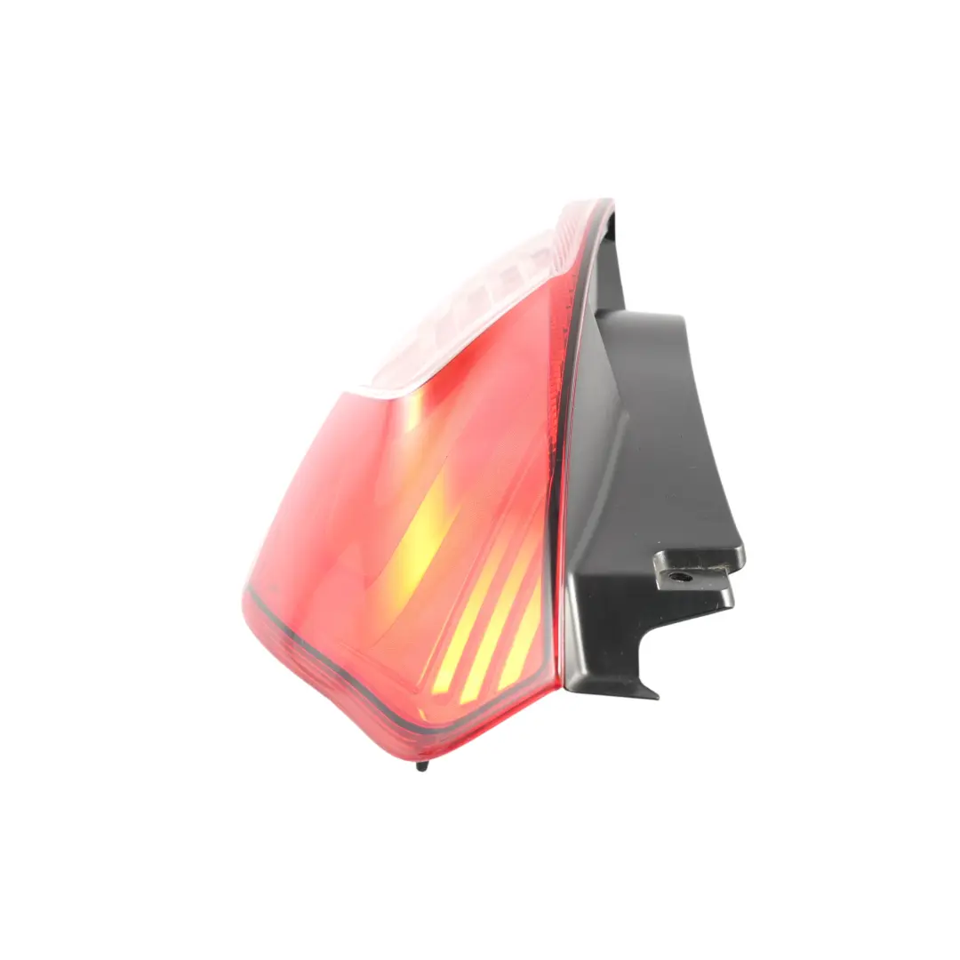 Ford Fiesta Mk7 Lampa Tylna Prawa C1BB-13404-AE - SKU 1877010 - Numer Części 1877010
