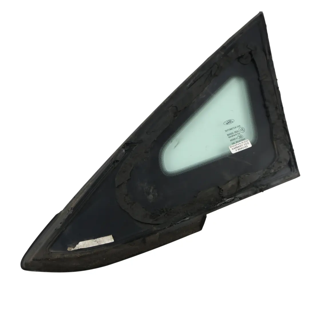 Ford Fiesta MK7 Vitre Triangle Quart Avant Droit F1BB-A29710-BA - SKU 1923610 - Numéro de pièce 1923610