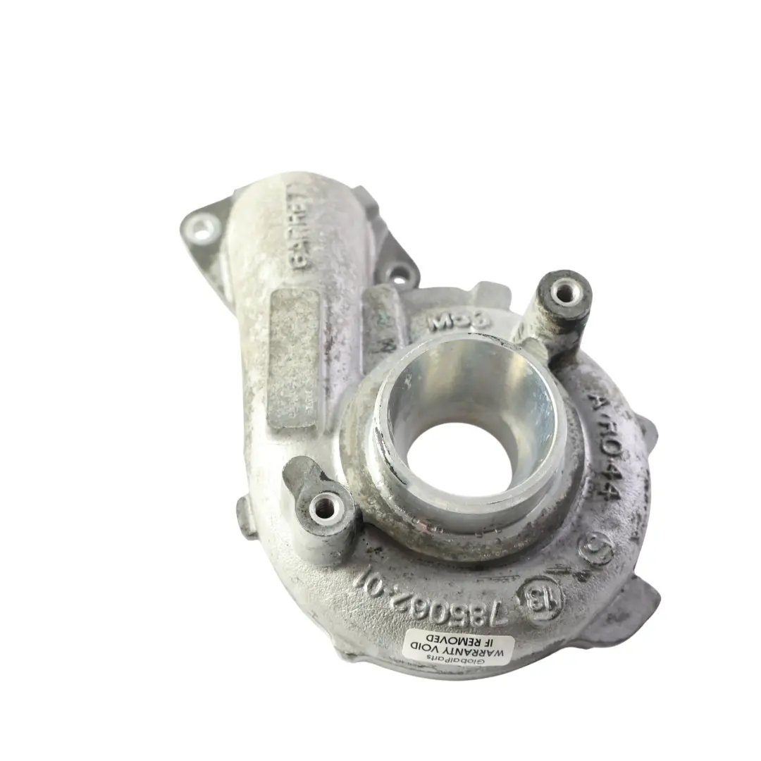 Ford Focus Mk3 Górna Pokrywa Turbosprężarki 1.6 TDCI Diesel AV6Q-6K682-AB - SKU 1945757-1 - Numer Części 1945757