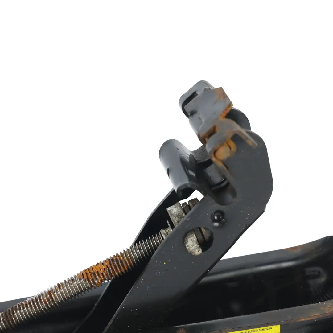 Lifting Jack Car Tool Emergency Wheel Lift to VW Audi Seat Skoda with Part number 1K0011031K VW Audi Seat Skoda Lifting Jack Car Tool Emergency Wheel Lift - SKU 1K0011031K-1 - Part number 1K0011031K