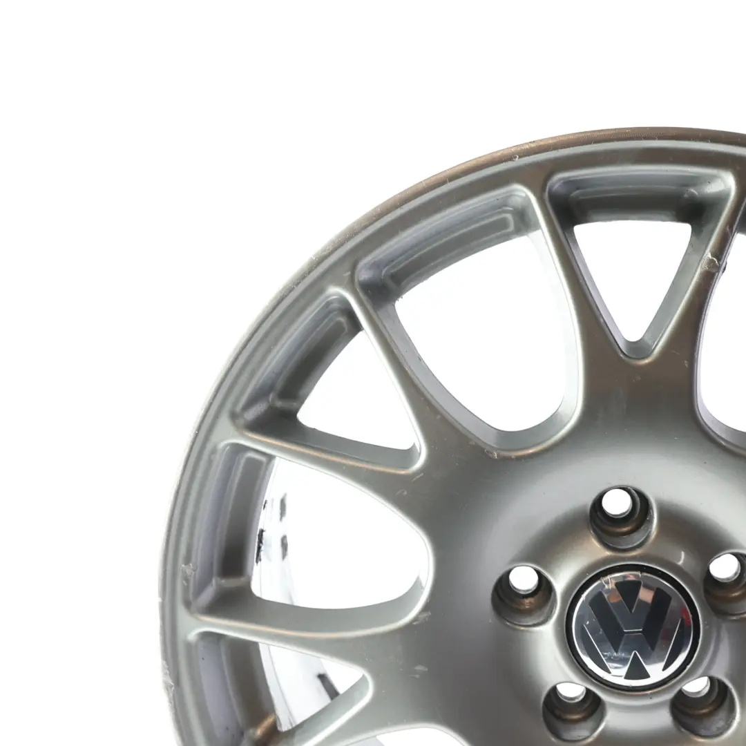 Mk5 Mk6 Cerchio In Lega Grigio 18" ET:51 7,5J per VW Volkswagen Golf con numero di parte 1K0601025AT VW Volkswagen Golf Mk5 Mk6 Cerchio In Lega Grigio 18" ET:51 7,5J - SKU 1K0601025AT-1 - Numero di parte 1K0601025AT